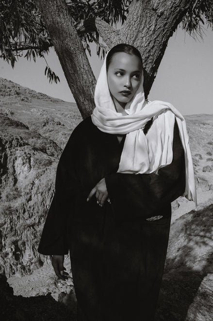 LA ROBE  DROITE